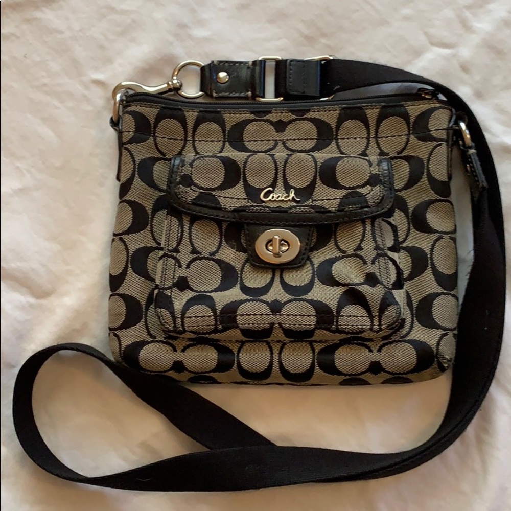 Authentic Coach Small Black & Grey Crossbody Purse